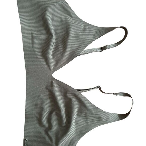 Danskin Women's XL Gray Seamless Ribbed Bralette Wireless Bra - Picture 1 of 4